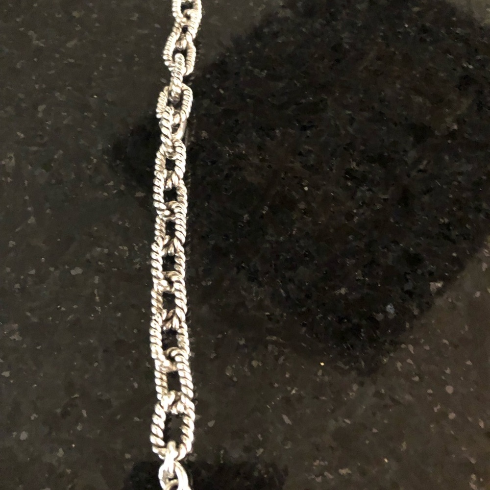 Sterling silver twist oval link Bracelet. - Picture 2 of 8